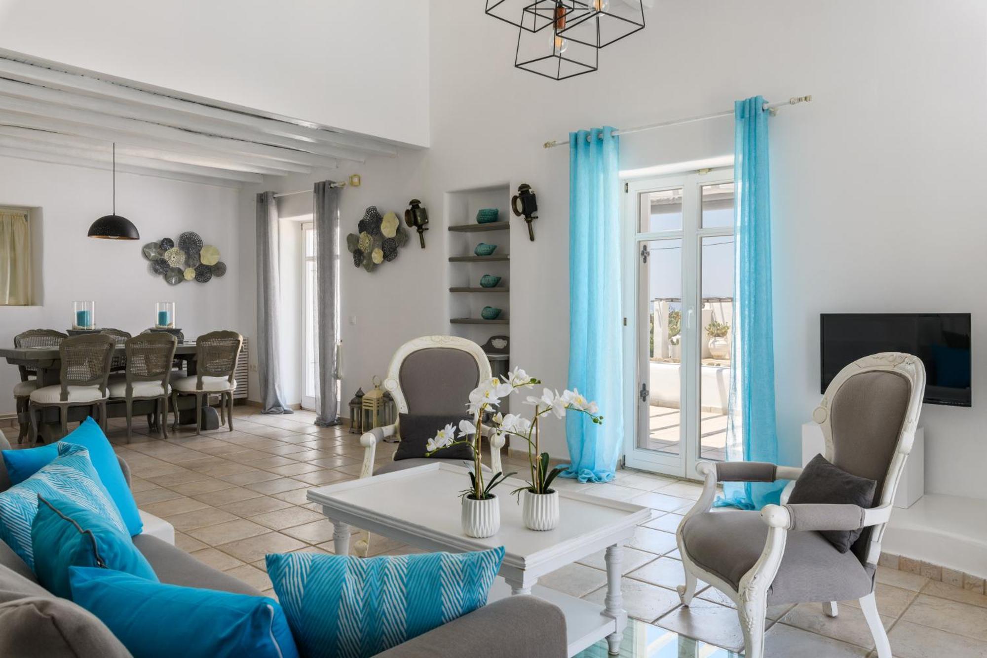 E Villa